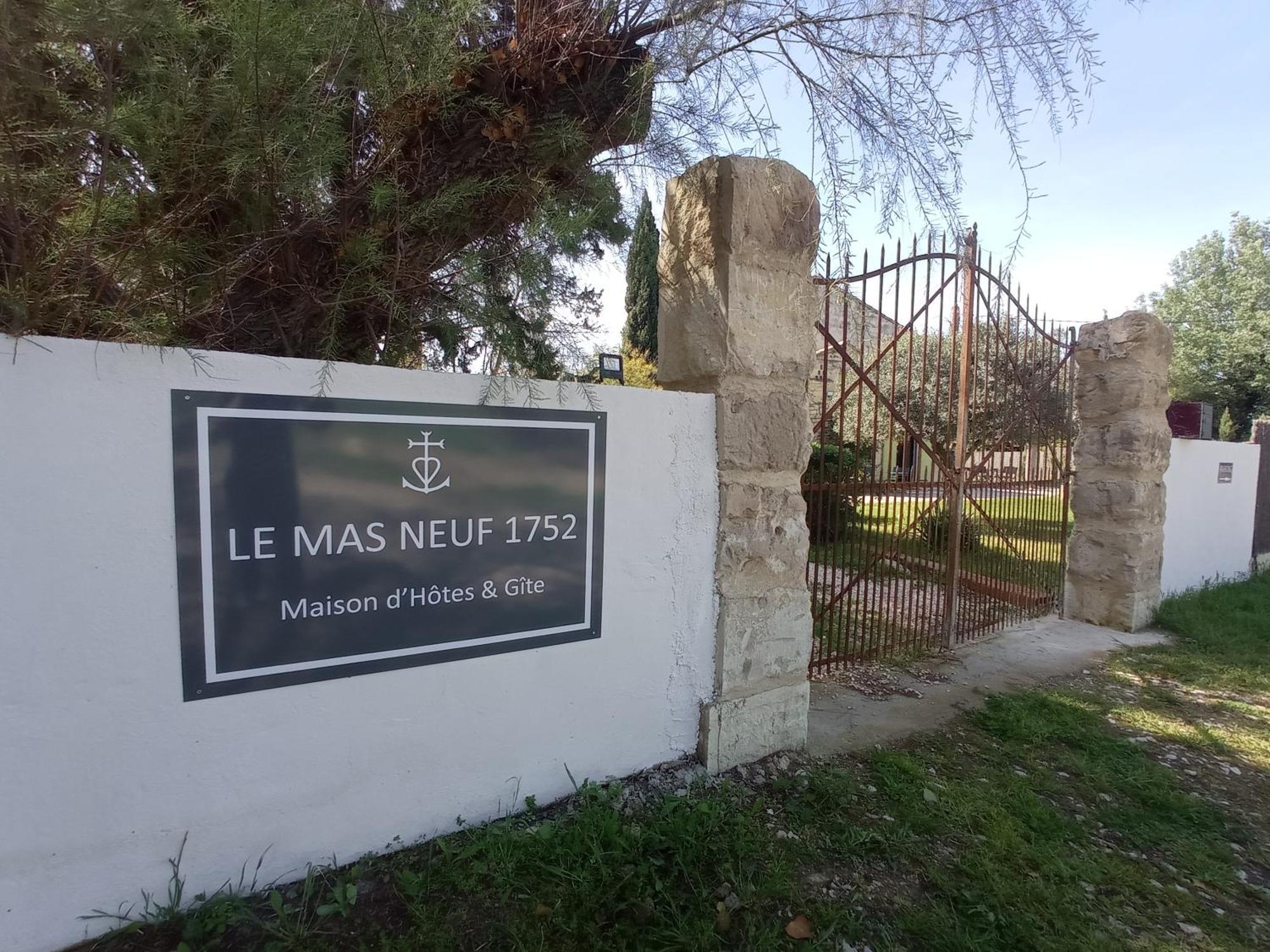 Le Mas Neuf 1752 Αρλ Εξωτερικό φωτογραφία